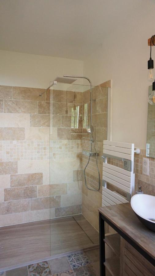 B&B Oasis Des Lavandes - Chambre Coqueliot วิลเนิฟ-เลส์-อาวิญง ภายนอก รูปภาพ