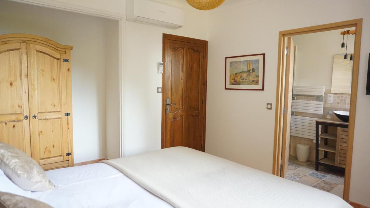 B&B Oasis Des Lavandes - Chambre Coqueliot วิลเนิฟ-เลส์-อาวิญง ภายนอก รูปภาพ